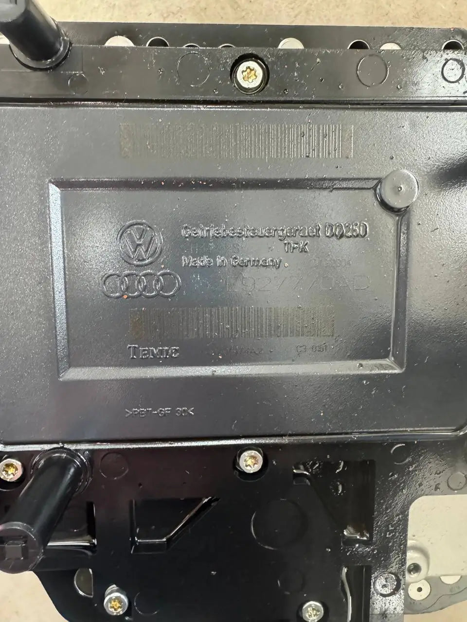 02E927770AD Complete Gearbox Mechatronics DSG-6 DQ250 Used